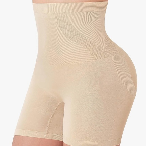Seamless High-Waist Shapewear Shorts - Nude size XL - Picture 1 of 5